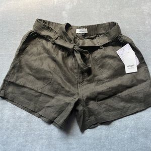 Maternity shorts